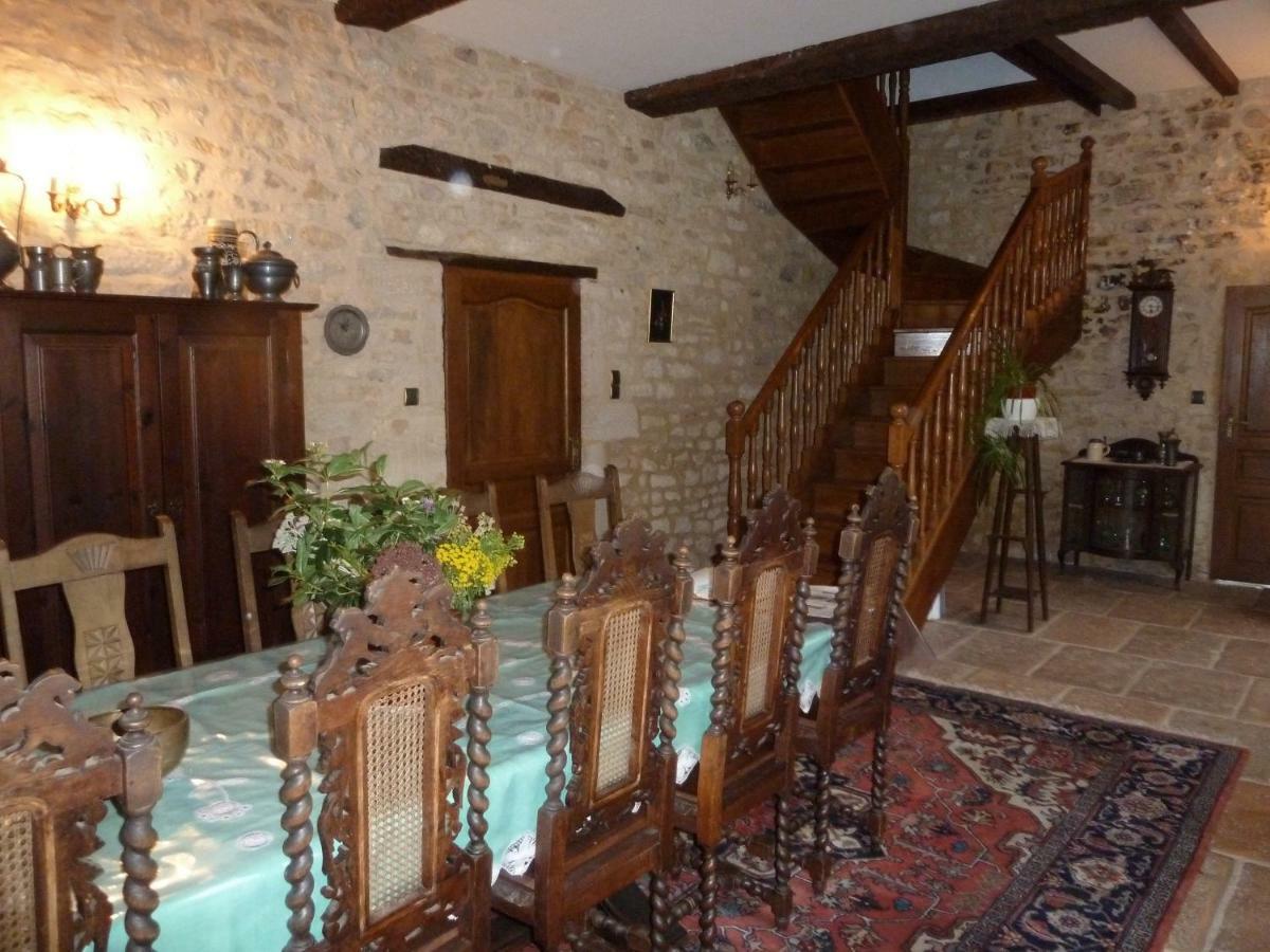 Maison Les Beaux Arts Mouzay  Екстер'єр фото